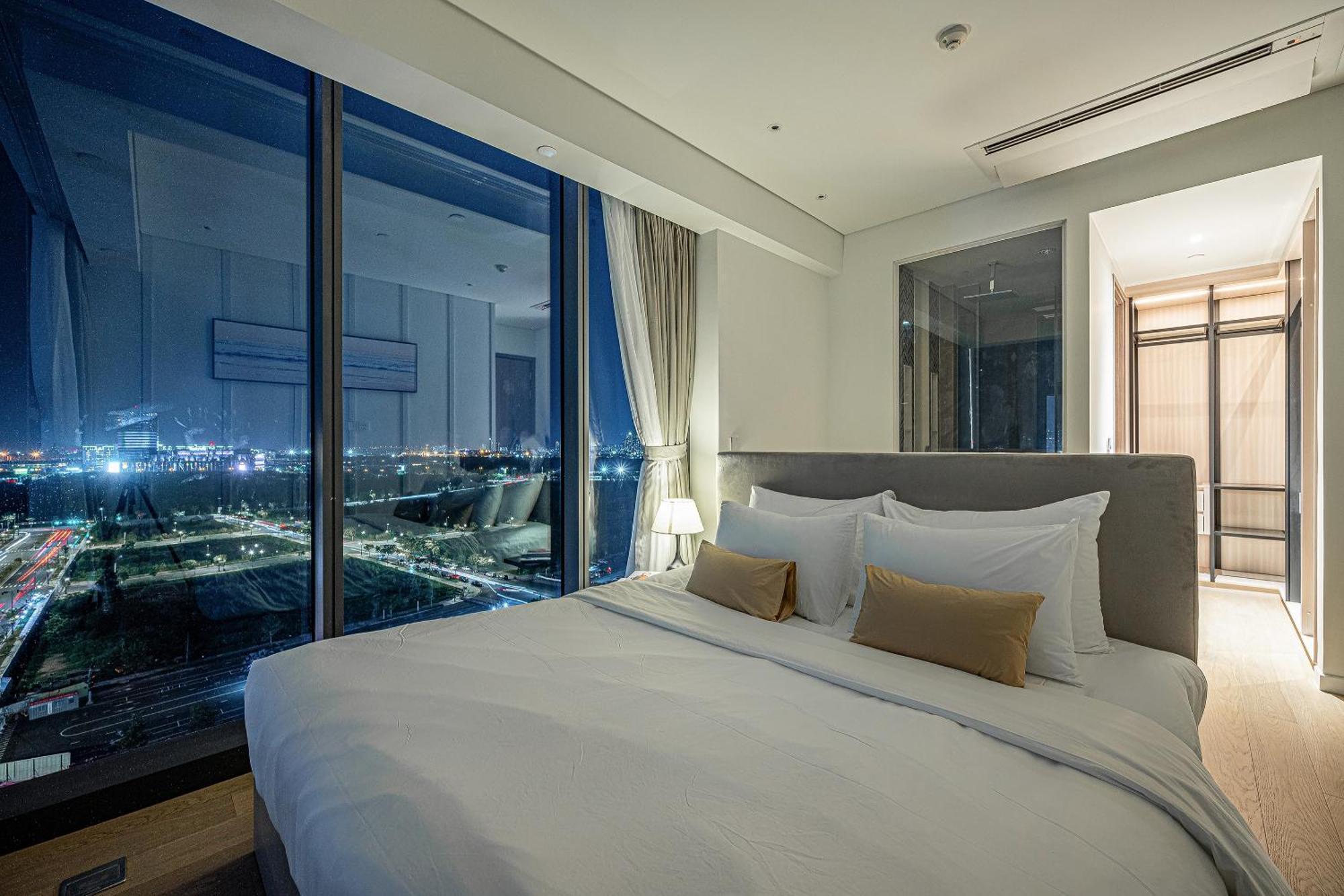 The Metropole Opera Residence By Kaystay Ho Şi Min Dış mekan fotoğraf