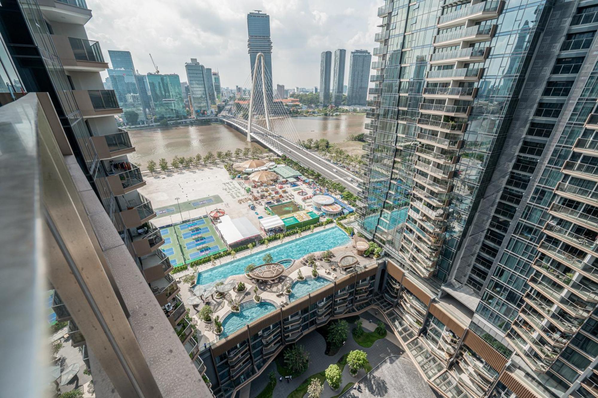 The Metropole Opera Residence By Kaystay Ho Şi Min Oda fotoğraf