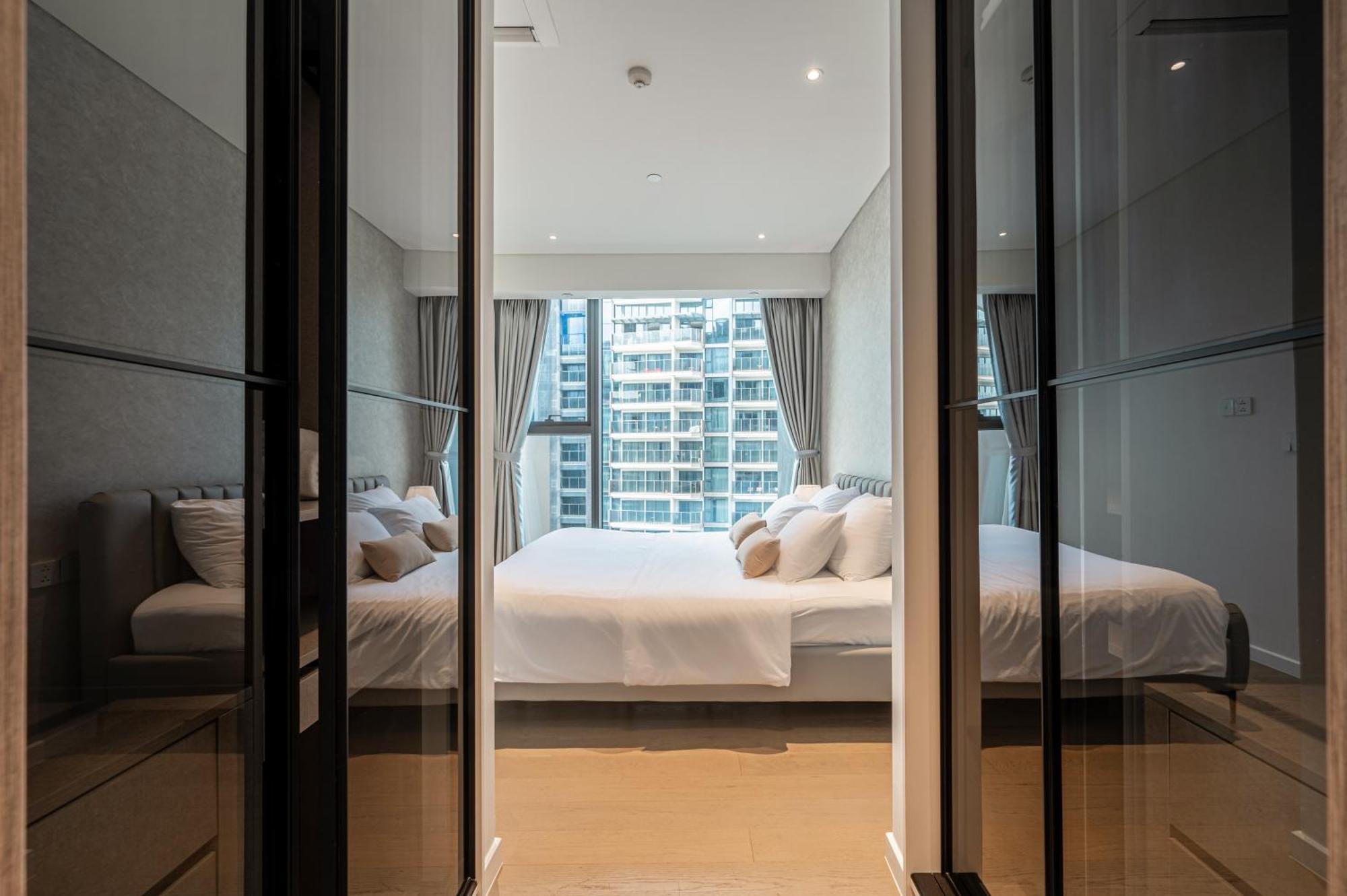 The Metropole Opera Residence By Kaystay Ho Şi Min Oda fotoğraf